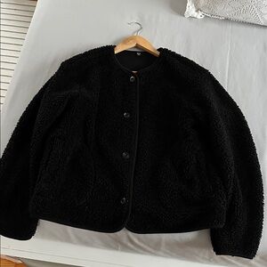 Uniqlo Women's Black Teddy Jacket